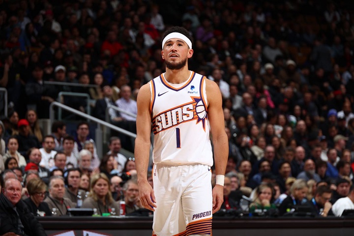 Kevin Durant enseñó cuidadosamente a Devin Booker a mejorar sus habilidades durante el juego